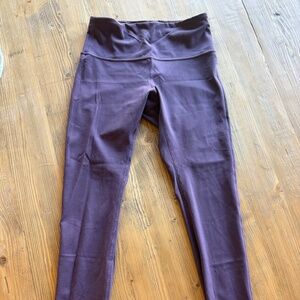 Lululemon Wonder Train Ribbed High Rise - 28 inch - Size 8